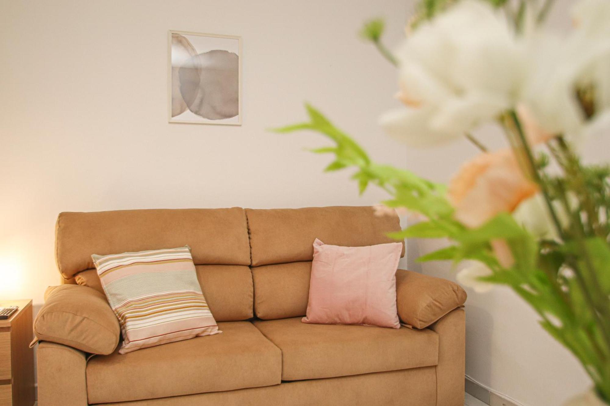 סביליה Wonderful Studio 15M Walk To Giralda And Feria מראה חיצוני תמונה